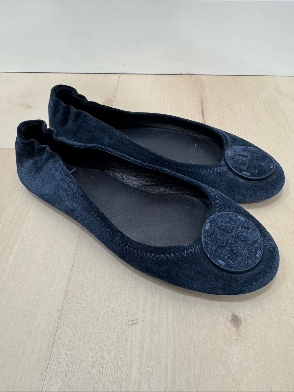 Tory Burch Minnie Navy Blue Suede Leather Travel Ballet Flat Women's 6
